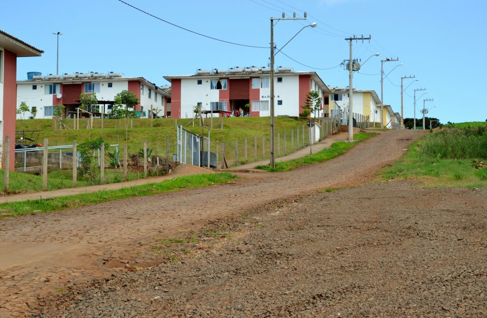 Cleiton Fossá Chapecó – Milhões de famílias brasileiras não possuem condições habitacionais adequadas. Os problemas são visíveis principalmente em cidades de grande e médio...