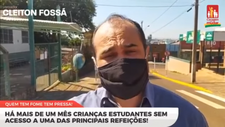 Cleiton Foss        Em transmissão ao vivo nesta quinta-feira (23), o vereador Cleiton Fossá, demonstrou a sua indignação frente à posição da Prefeitura de Chapecó, de...